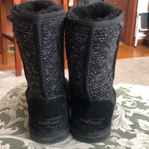 Minnetonka Suede Shearling Boots - Picture 2 of 8